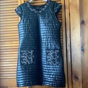 Markiza Black Quilted Vest zipper and 2 pockets front nice collar